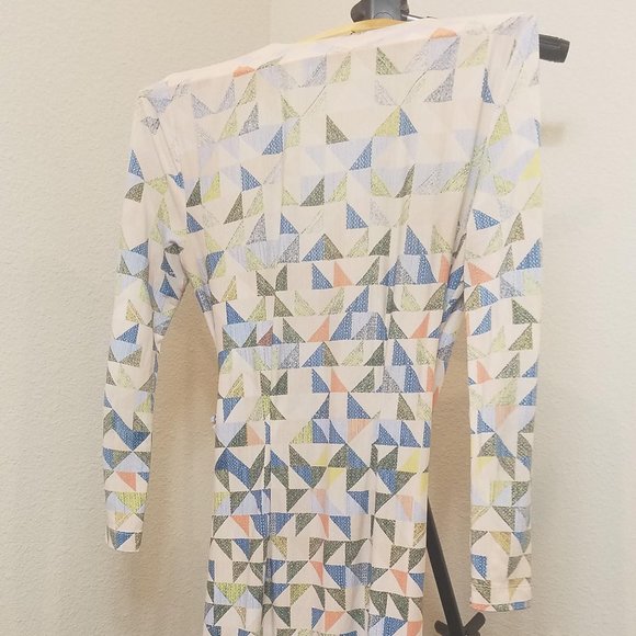 Adele Triangle print wrap dress - Picture 6 of 9